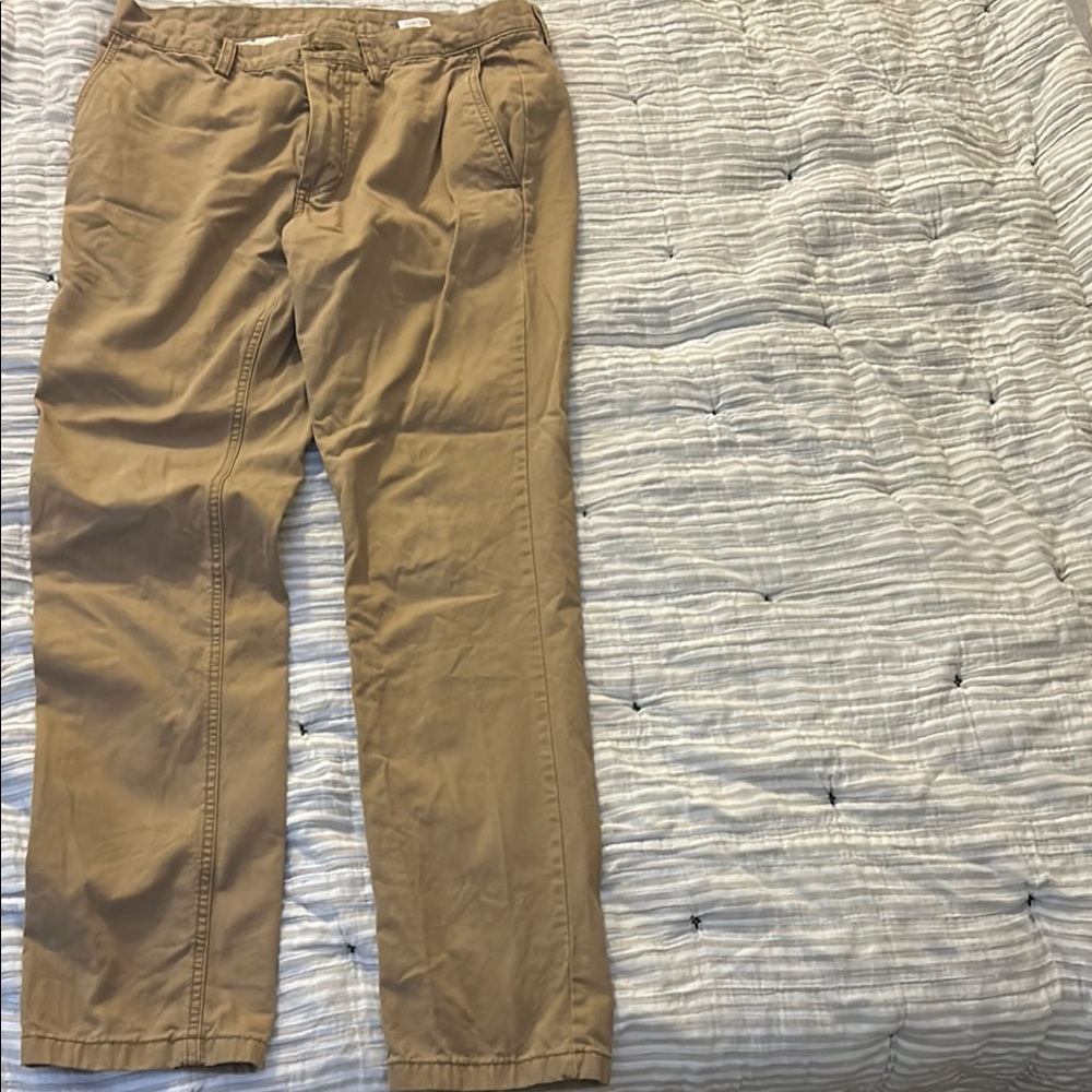 Men's old navy khaki Pants